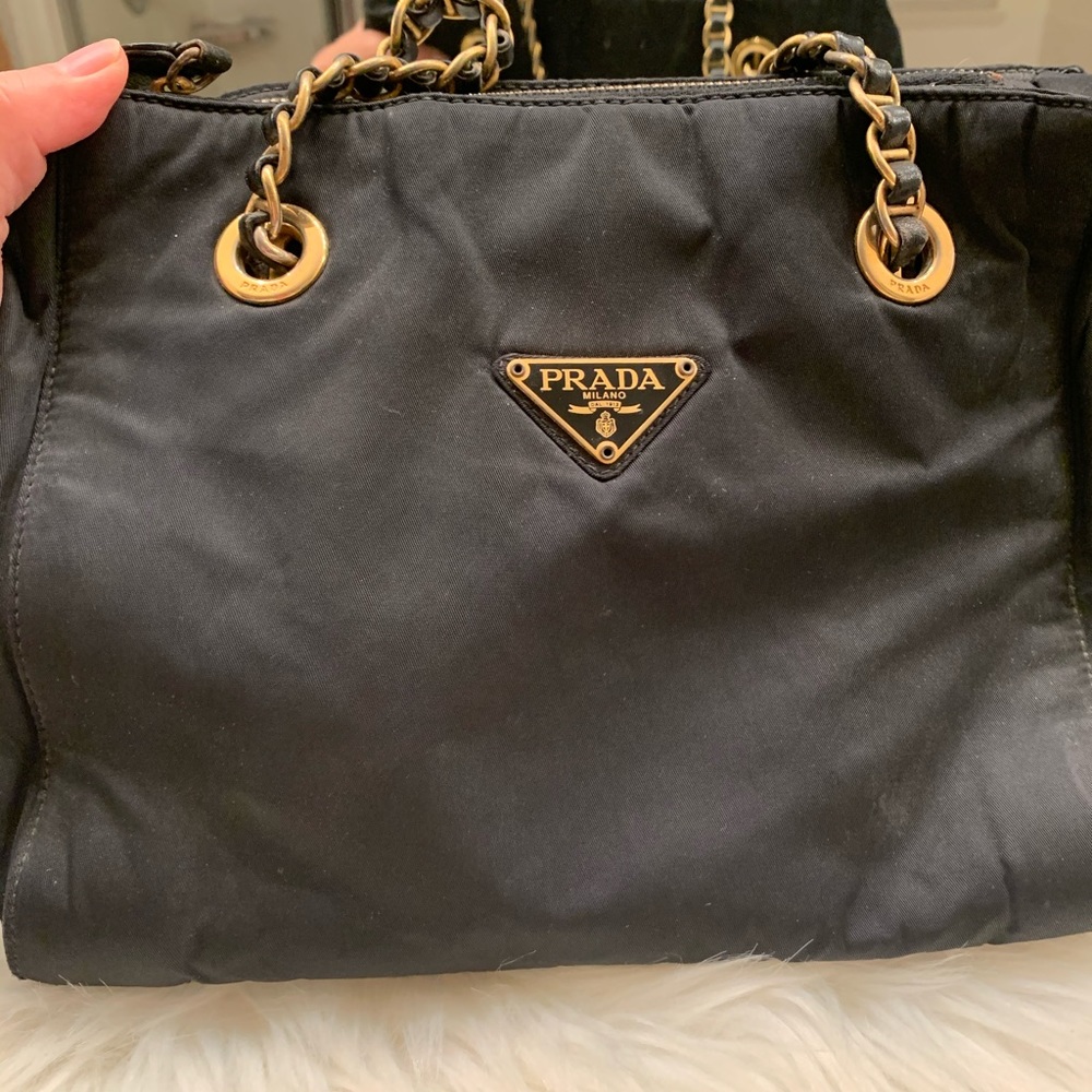 Authentic Prada Chain bag - Picture 2 of 14